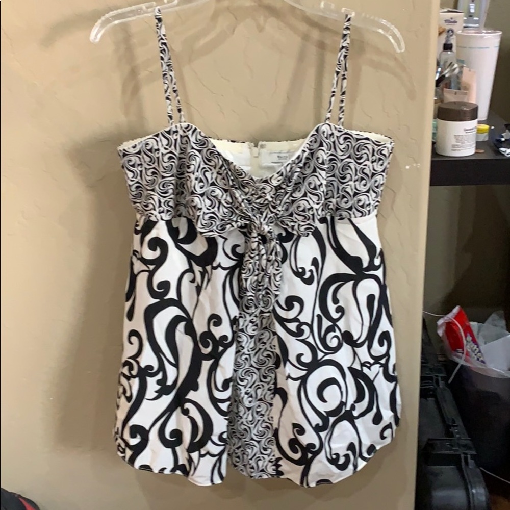 WHBM top